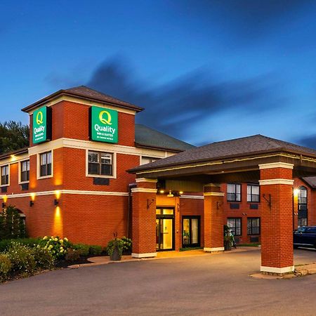 Quality Inn & Suites Garden Of The Gulf Summerside Buitenkant foto