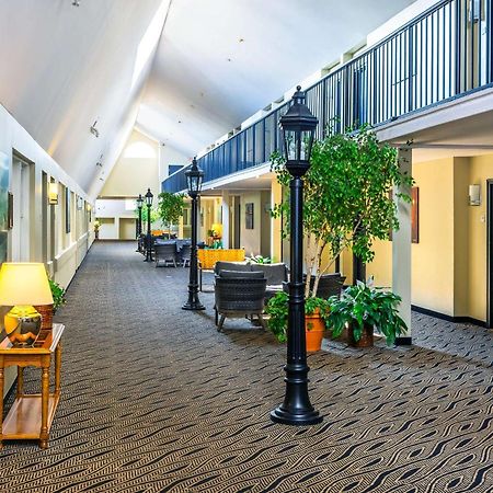Quality Inn & Suites Garden Of The Gulf Summerside Buitenkant foto