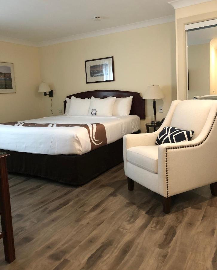 Quality Inn & Suites Garden Of The Gulf Summerside Buitenkant foto
