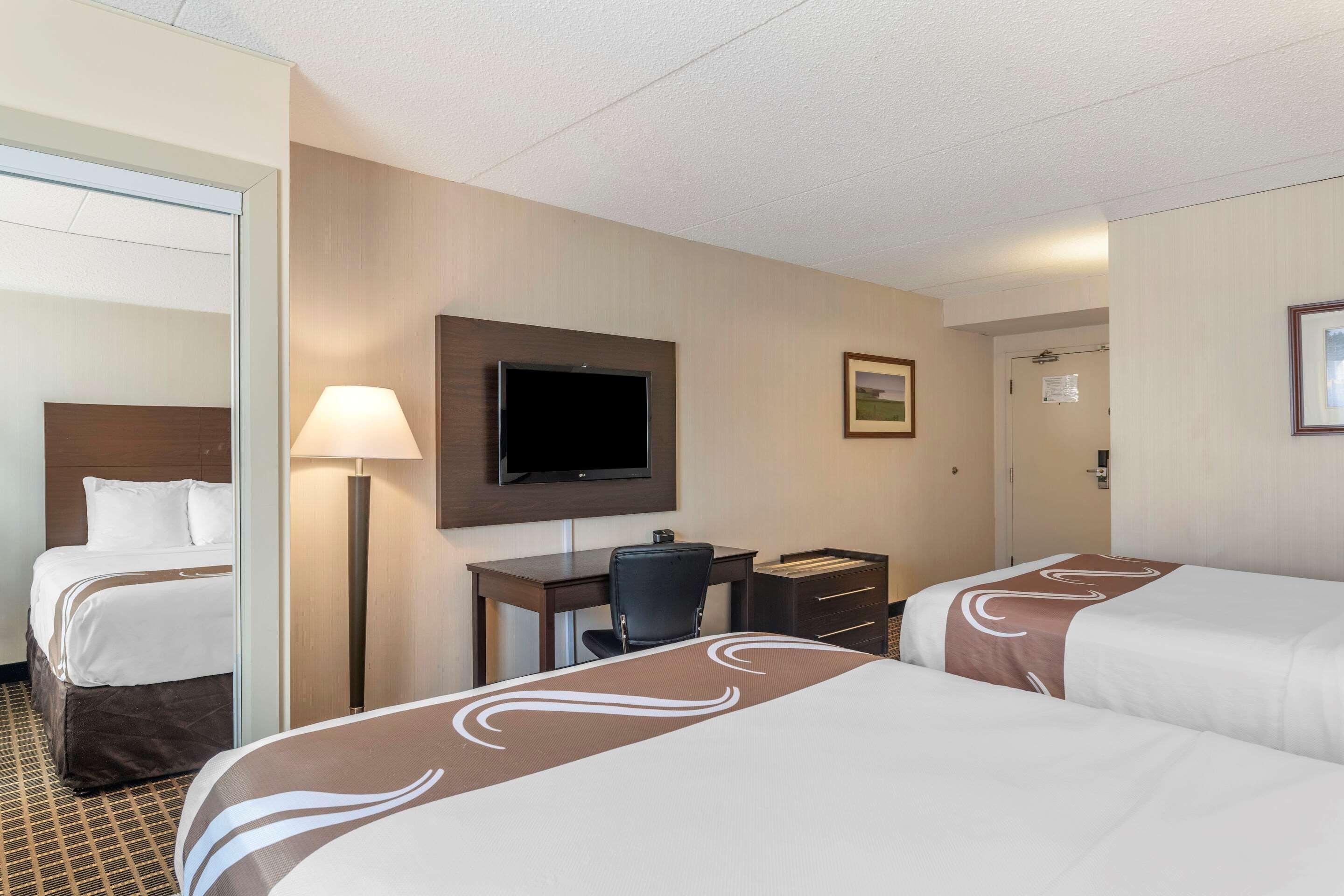 Quality Inn & Suites Garden Of The Gulf Summerside Buitenkant foto