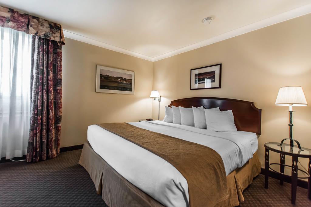 Quality Inn & Suites Garden Of The Gulf Summerside Buitenkant foto