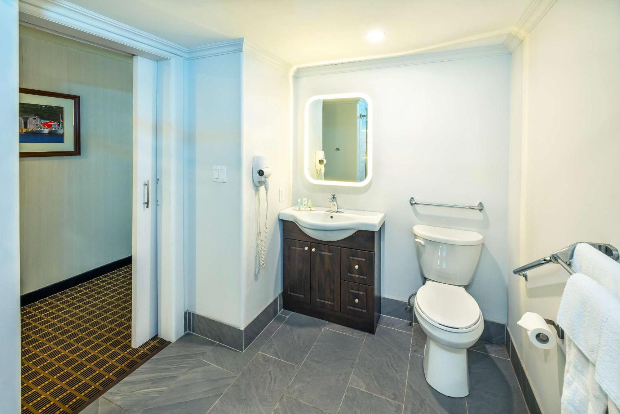 Quality Inn & Suites Garden Of The Gulf Summerside Buitenkant foto